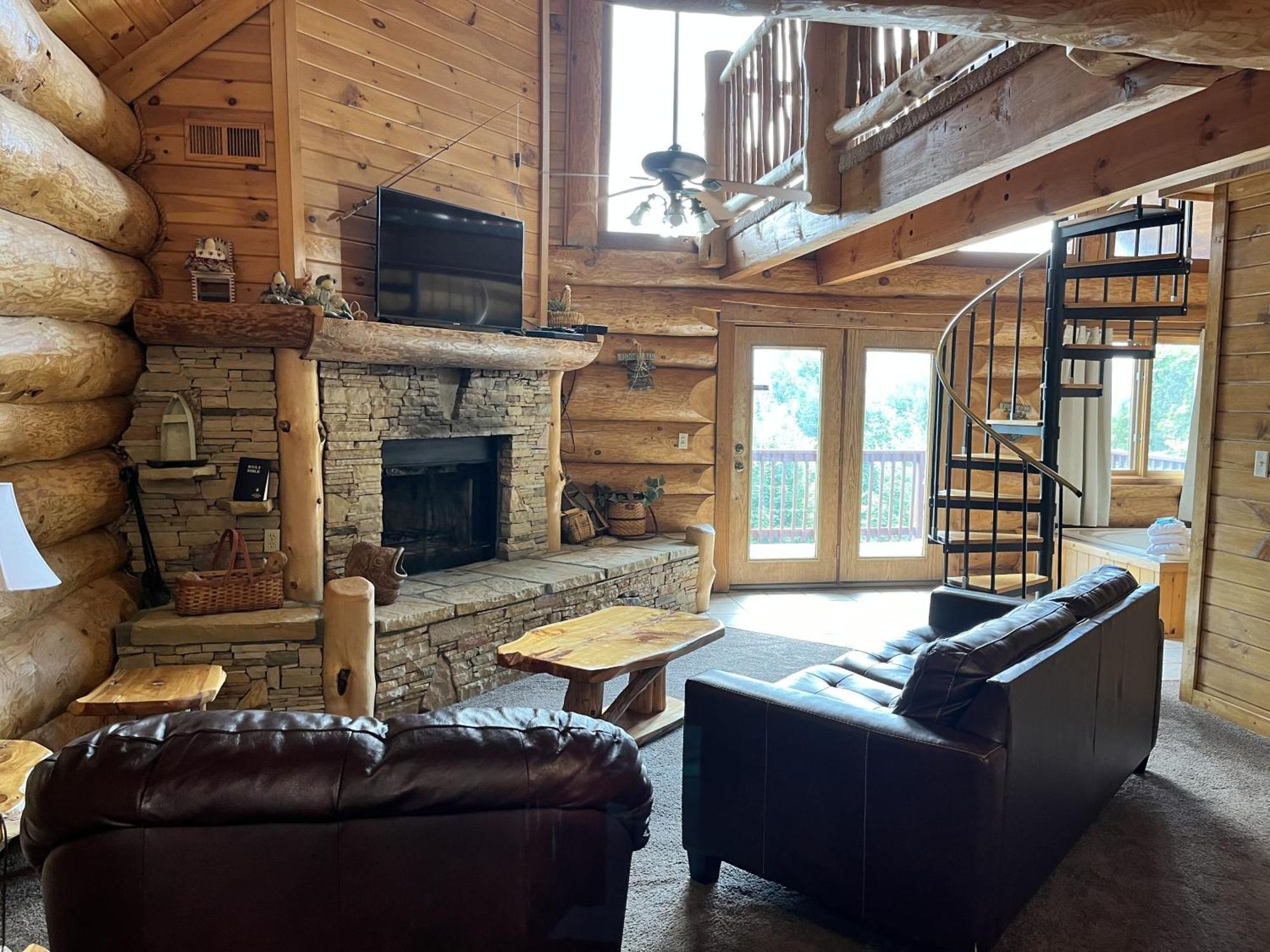 Infinite Views - Secluded With Mountain Views Cabin Gatlinburg Esterno foto